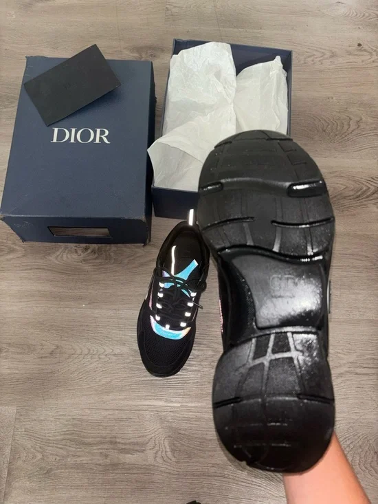 Dior shoes - Picture 6 of 11
